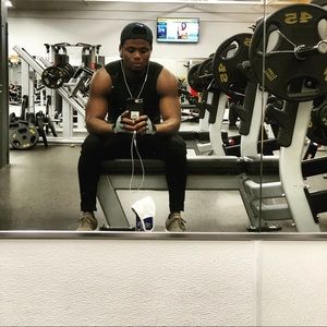 Meet your Posher, Julien